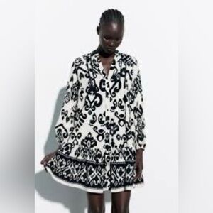 Elegant Black and White Long Sleeve Dress